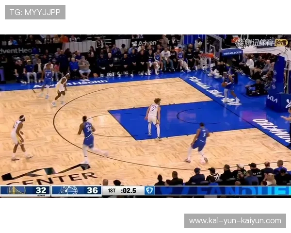 库里中场超远三分练习命中，客场观众惊呼连连