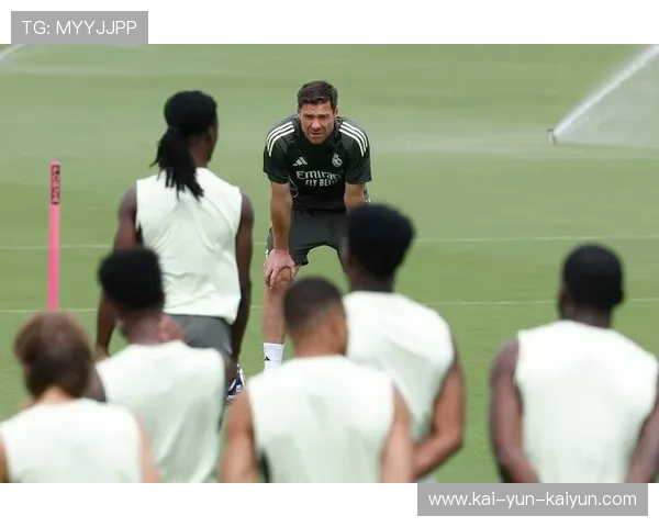 皇马新帅阿隆索面临更衣室协调难题，前场人才拥挤幸福烦恼